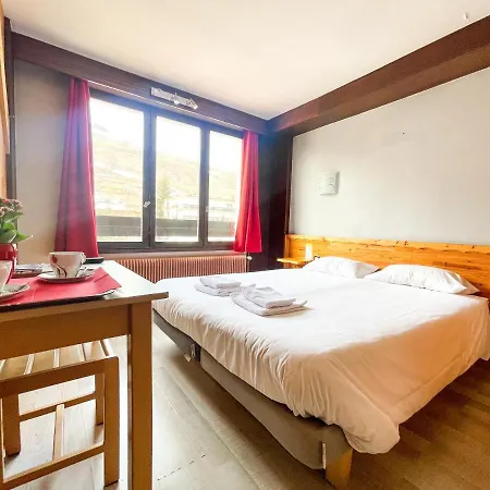 Atmosphere Hotell 3*