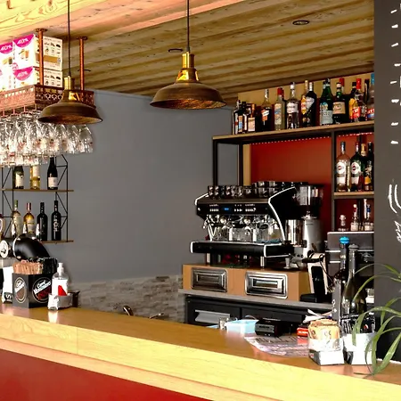 Atmosphere Hotell 3*