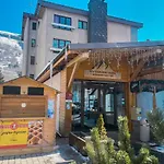 Atmosphere Hotel 3*