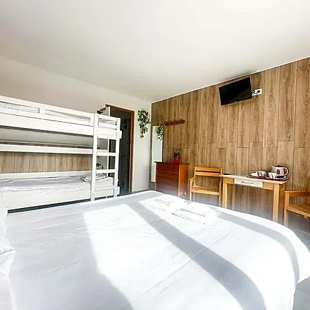 Hotel Atmosphere 3*